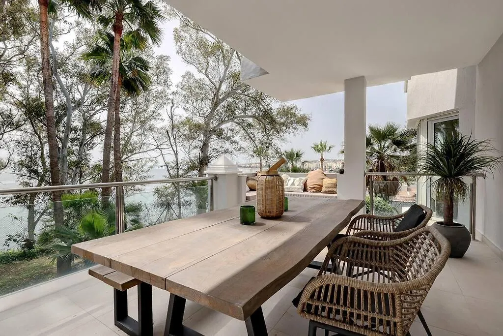 Renovated Apt Aranja: With Big Balcony And Sea View Εστεπόνα